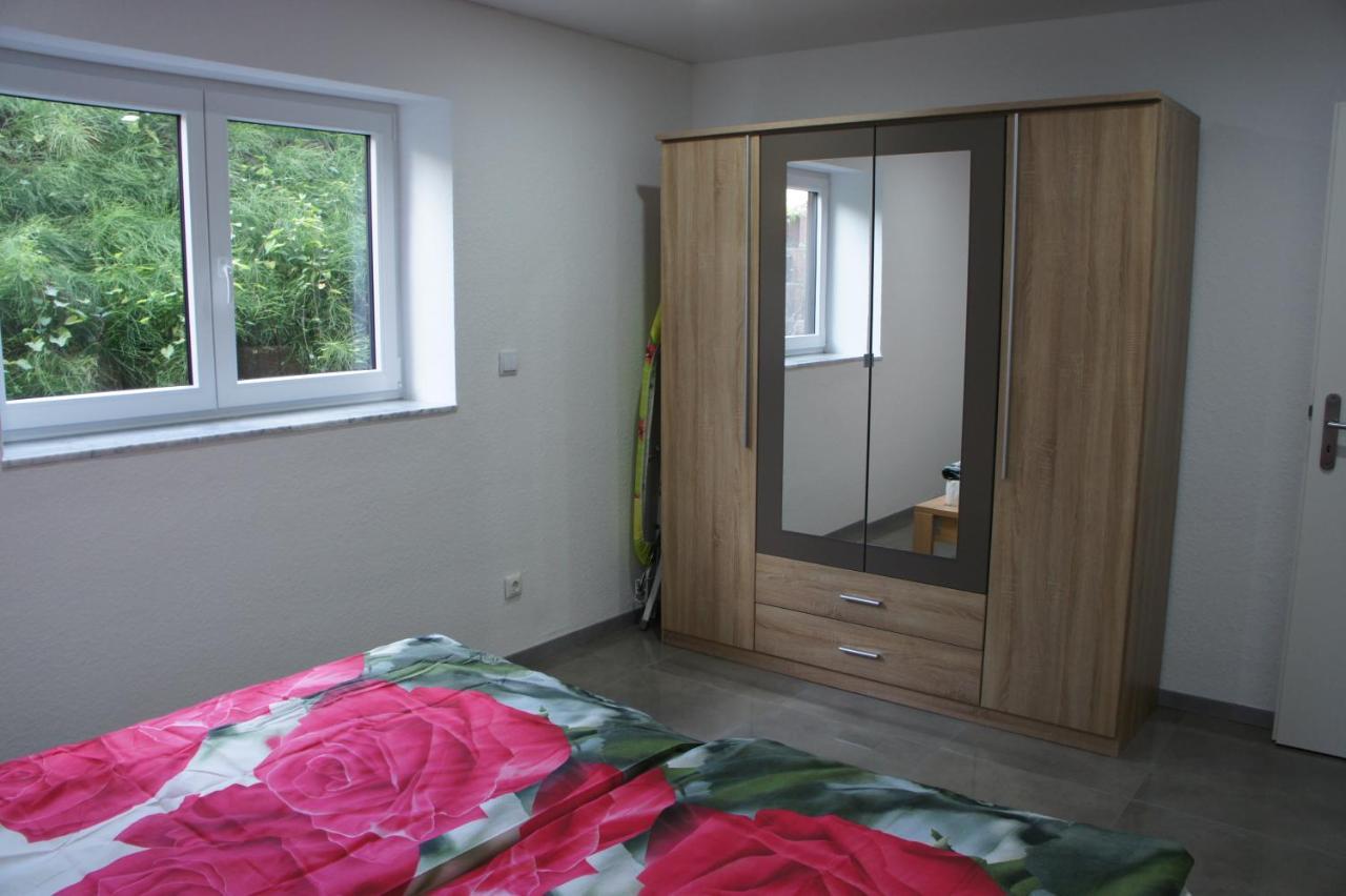 2- Zimmer-Wohnung Weilerswist Екстериор снимка
