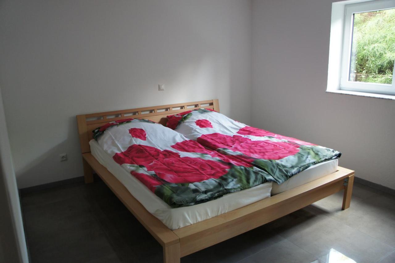 2- Zimmer-Wohnung Weilerswist Екстериор снимка